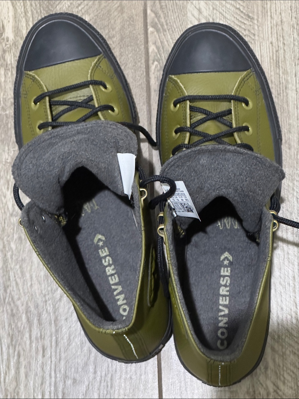 Converse Chuck Taylor All Star Winter Leather Sneakers - Picture 10 of 10